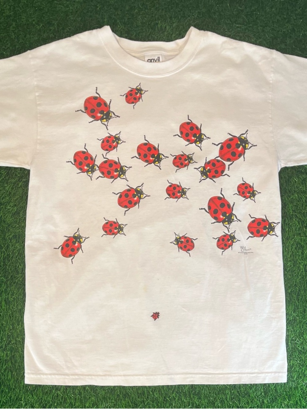 Vintage 90s 1997 Anvil Tag Ladybugs Insect White T-Shirt Mens Size Medium